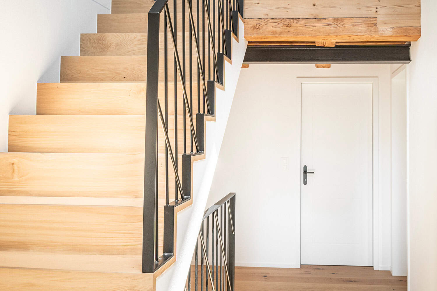 Innenausbau Wohnhaus durch Dubach Holzbau, Innenansicht